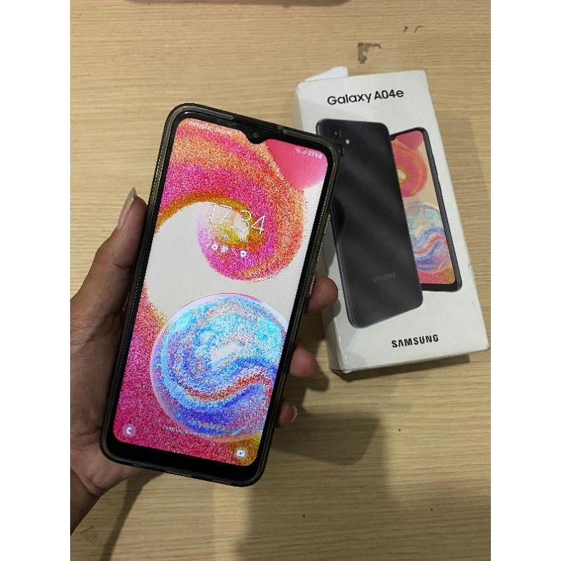 samsung A04E bekas baik
