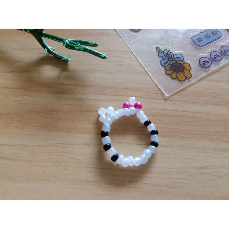 cincin hello kitty manik manik