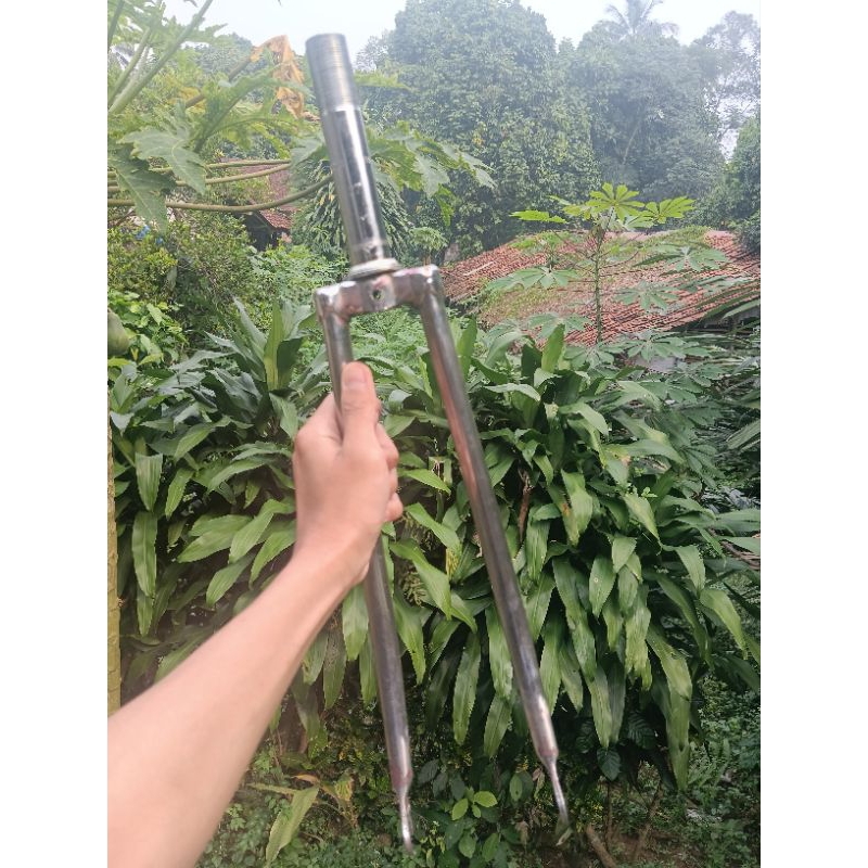 Fork only Clasic 700c sepeda fixie, sudah custom DO mepet ban 700×23c