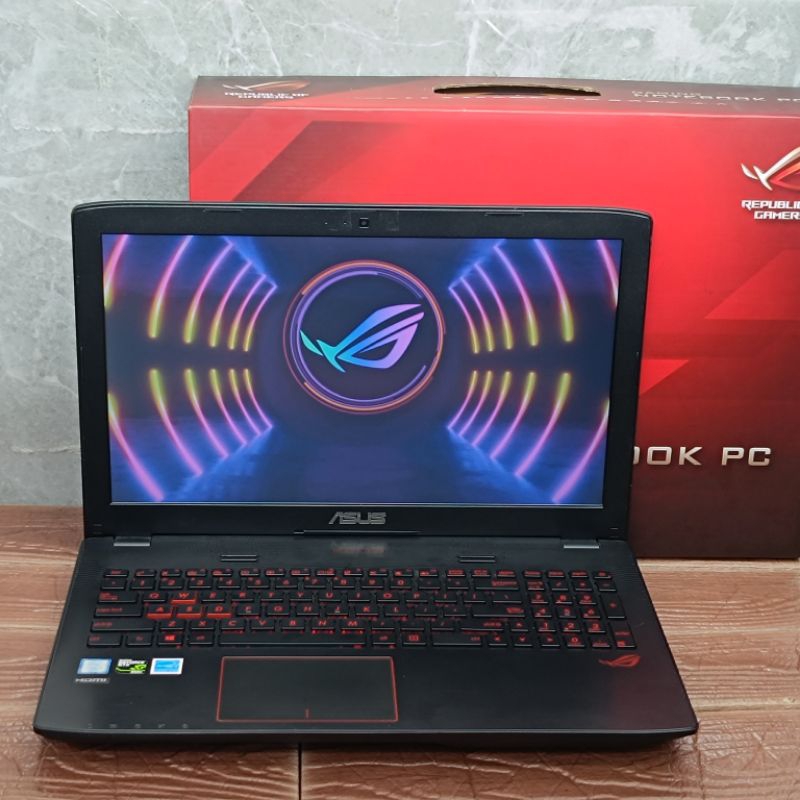 Laptop ASUS ROG GL552VX Intel Core i7-6700HQ RAM 8GB SSD 128GB+HDD 1TB GTX 950M