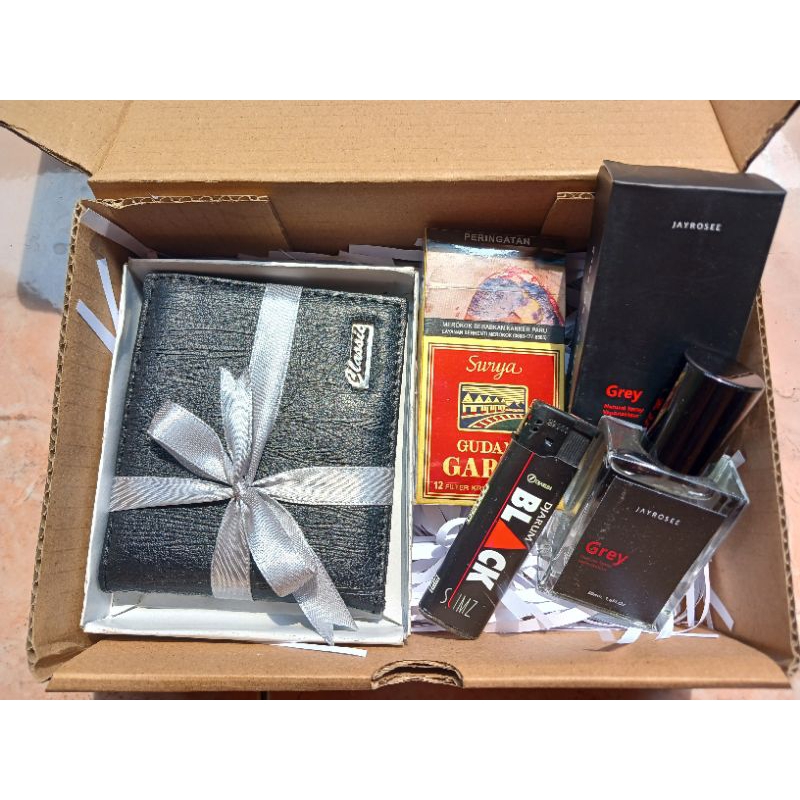 

HAMPERS COWOK/GIFT BOX COWOK