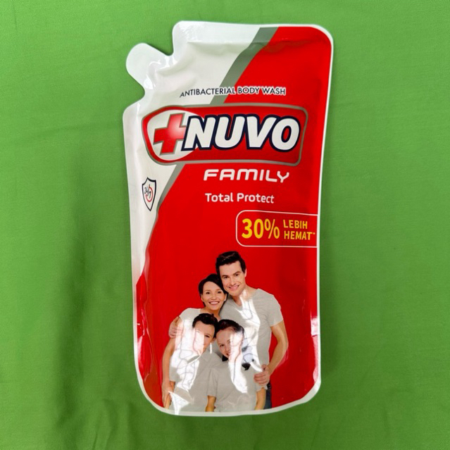 Nuvo Family Total Protect 800ml Sabun Mandi Cair