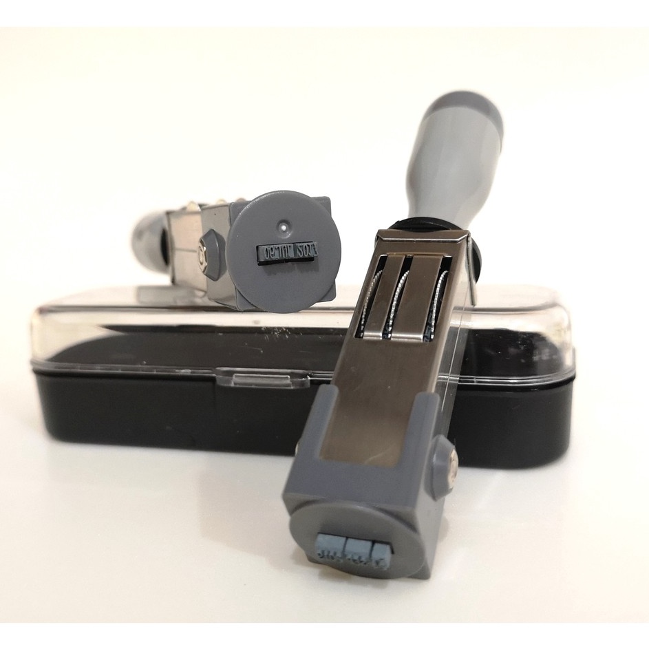 

Revolutionary Stempel Tanggal Mini Diameter 19 mm