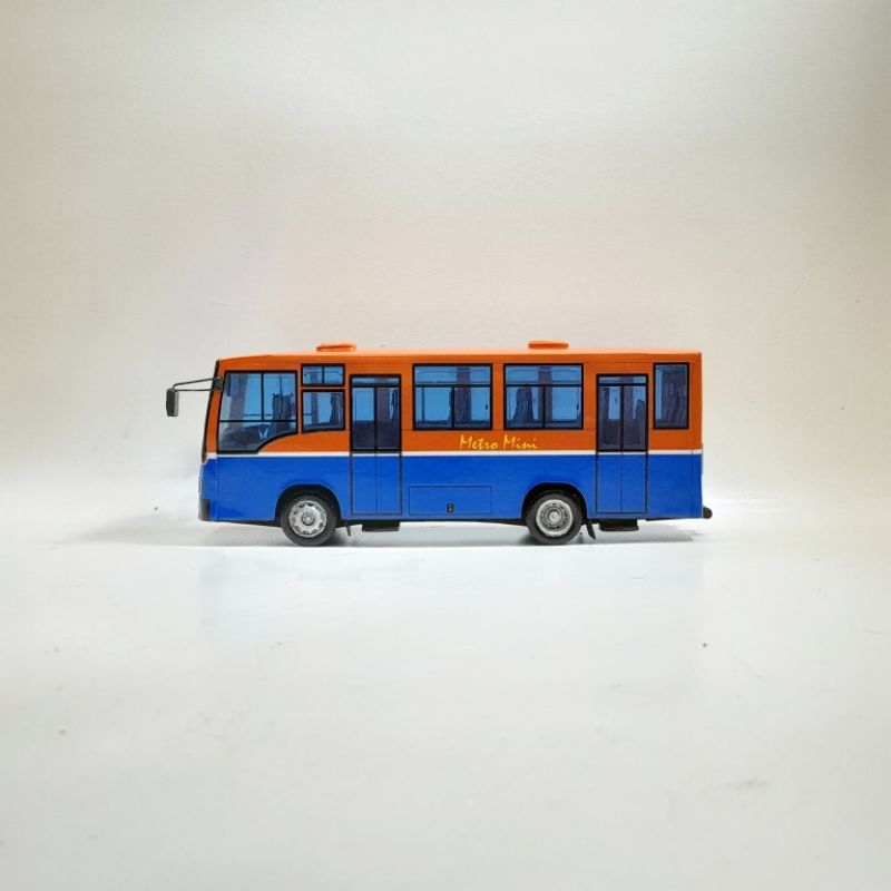 METRO MINI body Medium Miniatur bus skala 1/64
