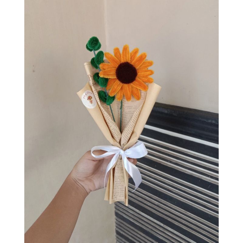 PIPE CLEANER BOUQUET (MINI BOUQUET)