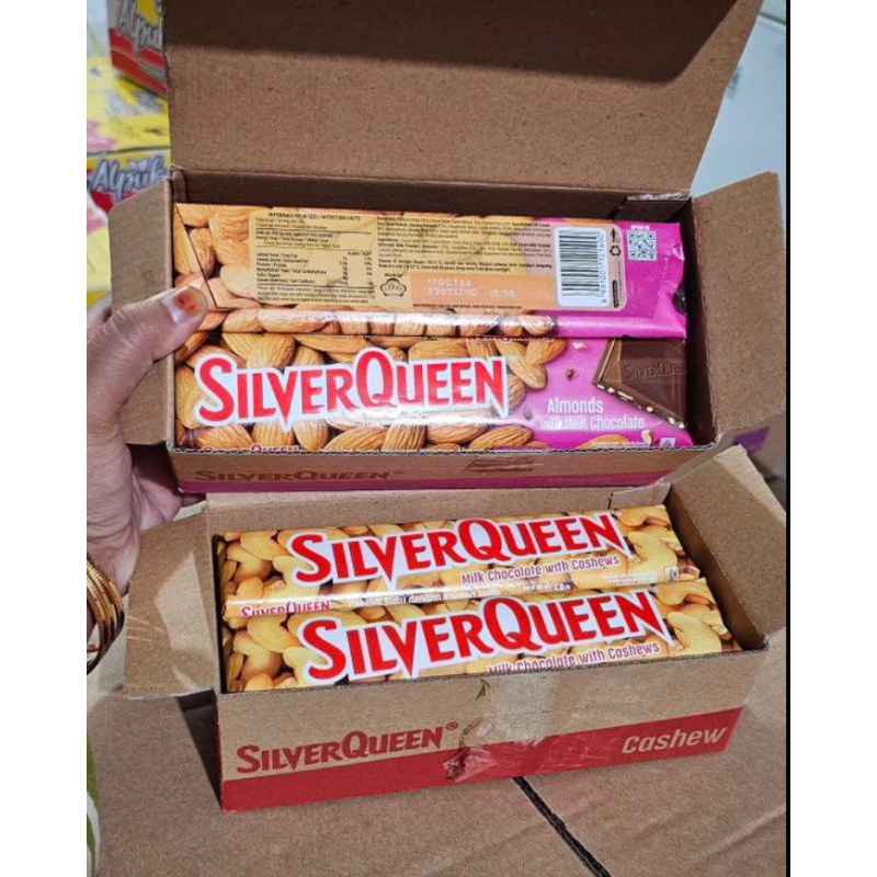 

Cokelat Silver Queen 58gr Almond/Cashew exp 2025