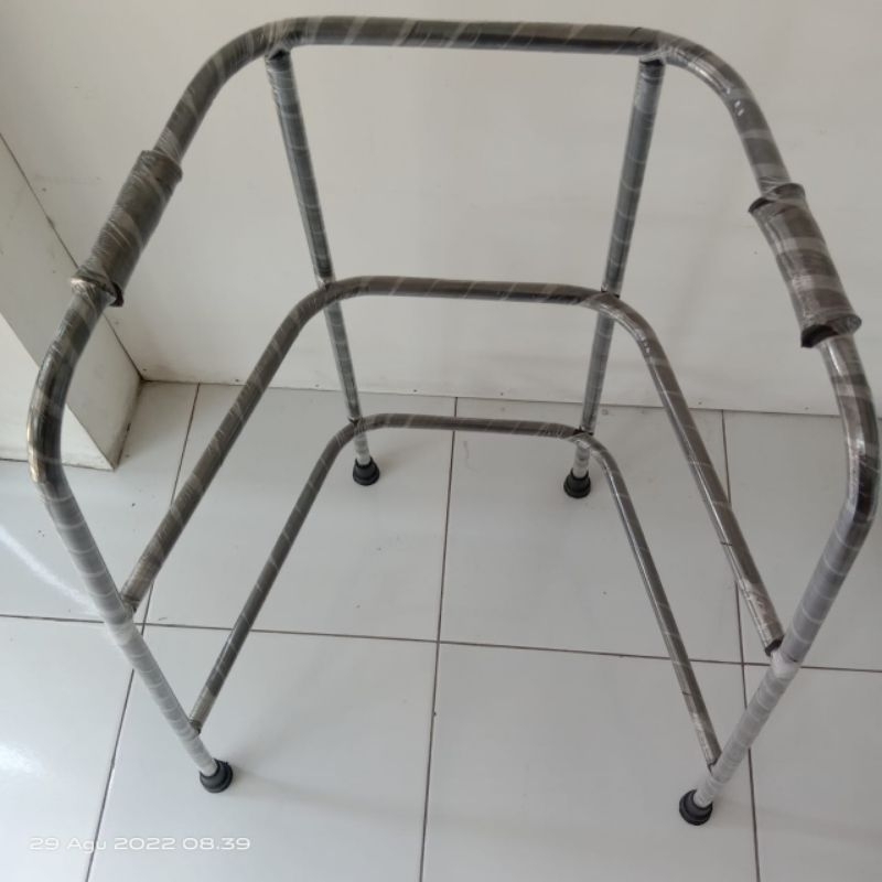 Walker Besi Premium Alat Bantu Jalan Lansia