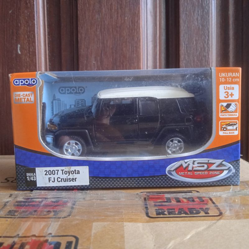 Apolo MSZ 2007 Toyota FJ Cruiser hitam skala 43 scale