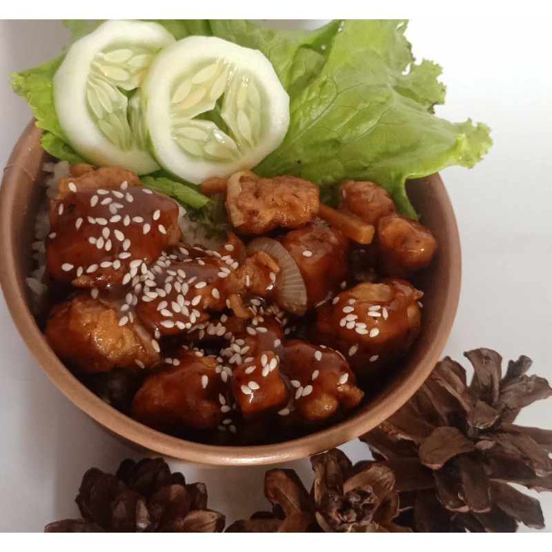 

Rice Bowl Chicken Blackpaper-Hanya untuk pengiriman instan