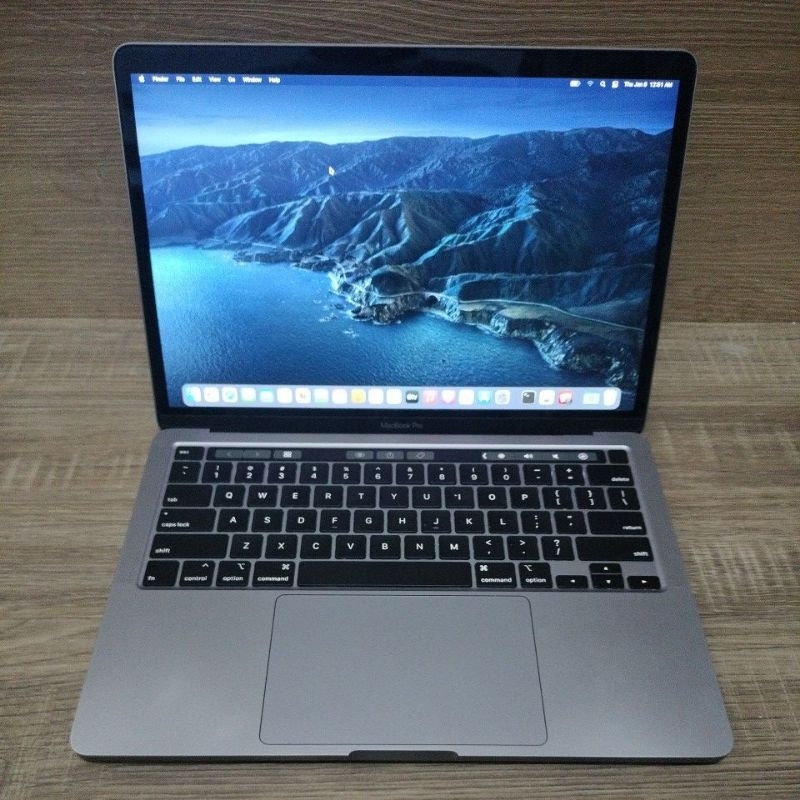 Macbook Pro 2020 Core i7 Ram 32 Ssd 1Tb 13 inch Good Unit