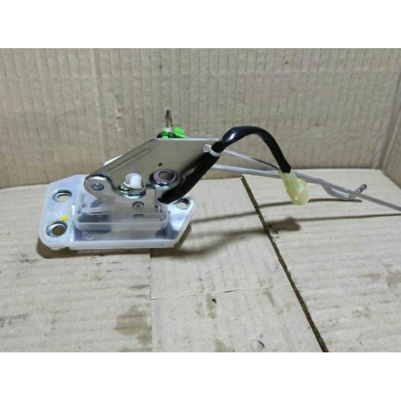 DoorLock Bagasi Suzuki APV