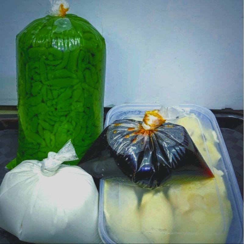 

PAKET HEMAT CENDOL DURIAN PREMIUM 1/2kg & 1KG