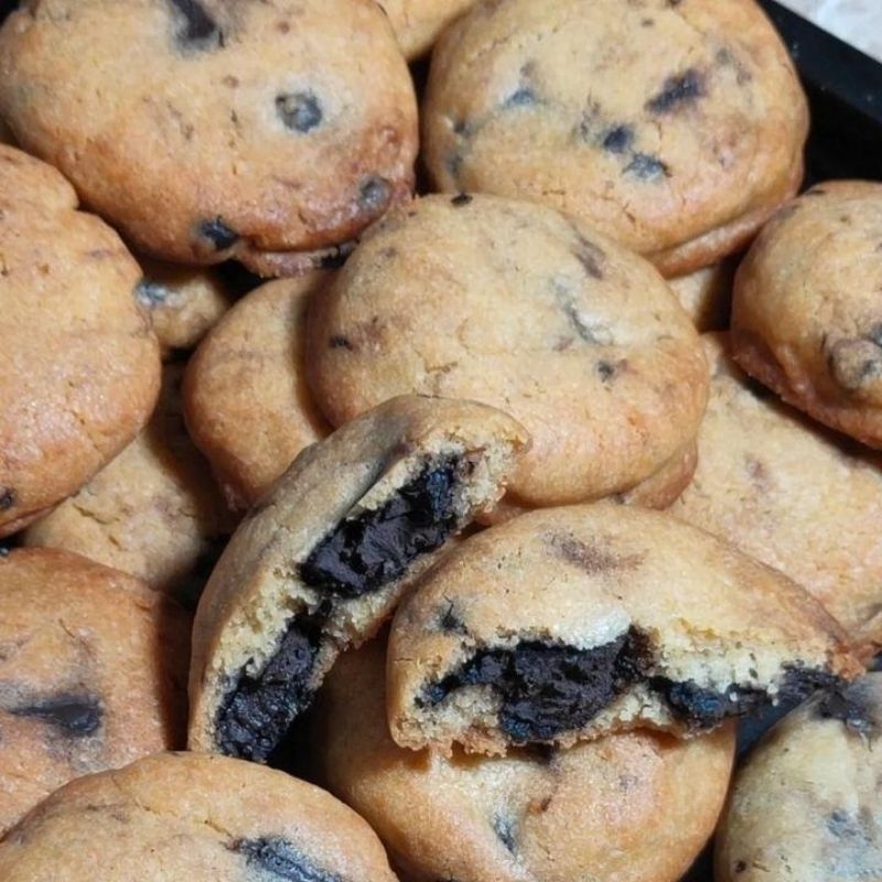 

CakaFlava Dark Choco Cookies Isi 10