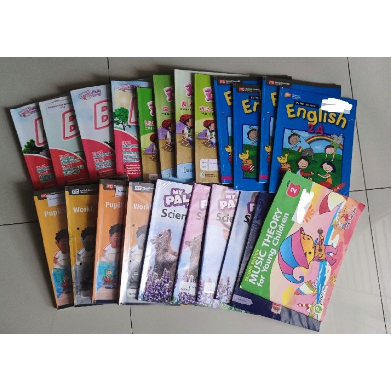 

buku my pals english, science, math dan bupena 2a,2b