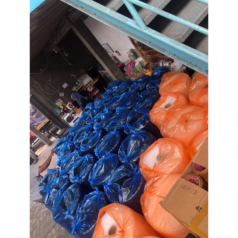 

BUBBLE WRAP MURAH 125cm x 50m & donat 30cm x 50m