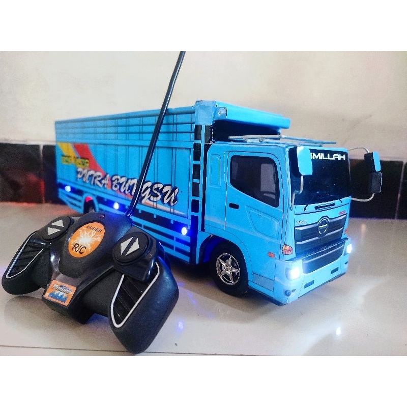 Miniatur truk tronton hino Biru Remot Kontrol