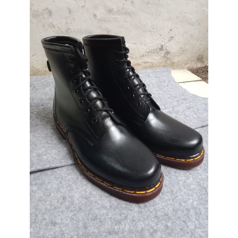 Sepatu Boot Pria Boots Casual Kulit Asli Docmart Dr Martens