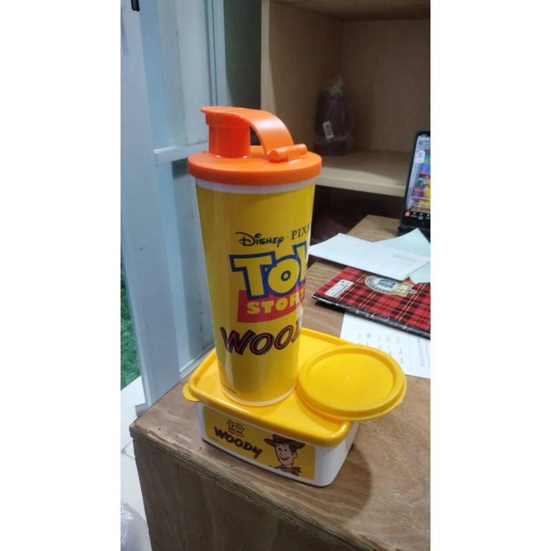 Toy story break time set woody, tupperware - kotak makan + tumbler (dpt 2 tutup), set bekal anak/dew