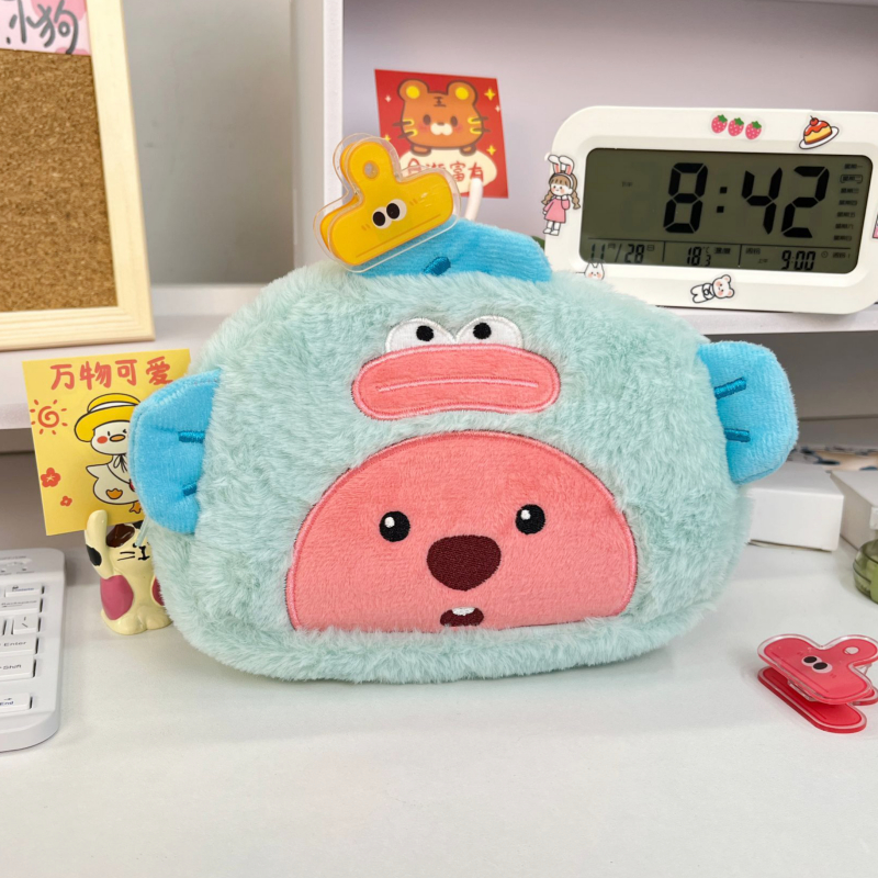 

Kawaii Plush Pencil Case Large Capacity Pen Pouch Cute Beaver Makeup Storage Bag Organizer for Students School Office Stationery