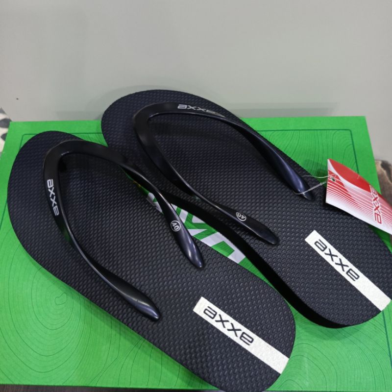 AXXE Sandal Japit wanita LUISA HITAM