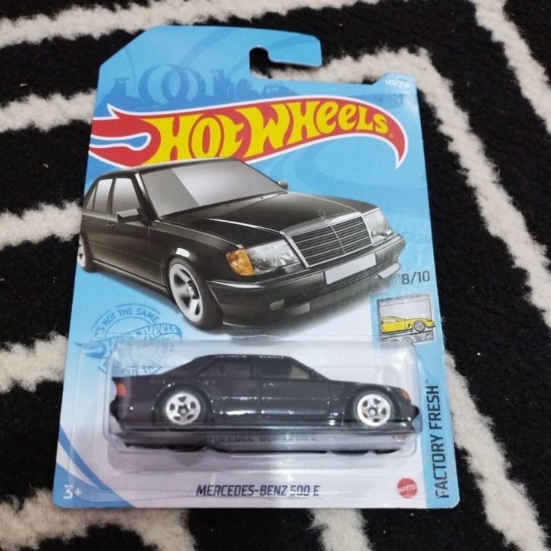 Hotwheels Mercedes Benz 500 E Hitam