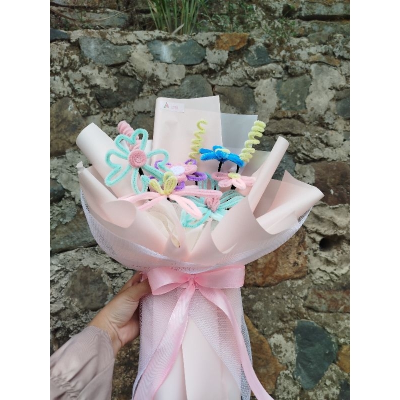 bouquet kawat bulu