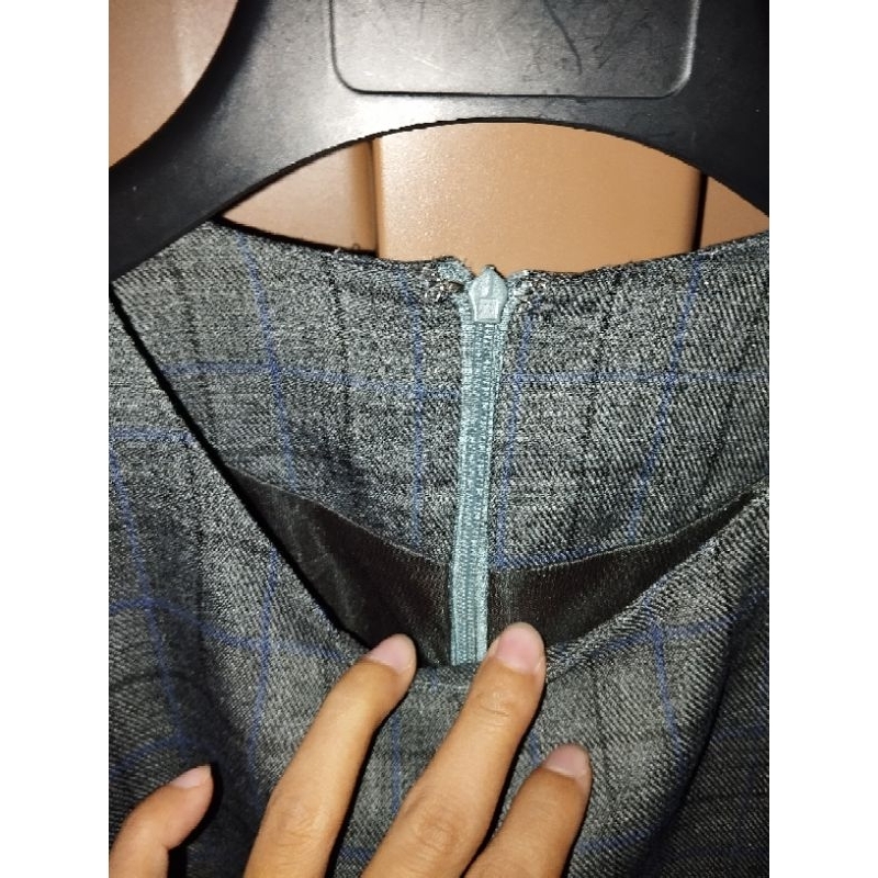 dress atau tunik remaja abu tartan lengan balon brand