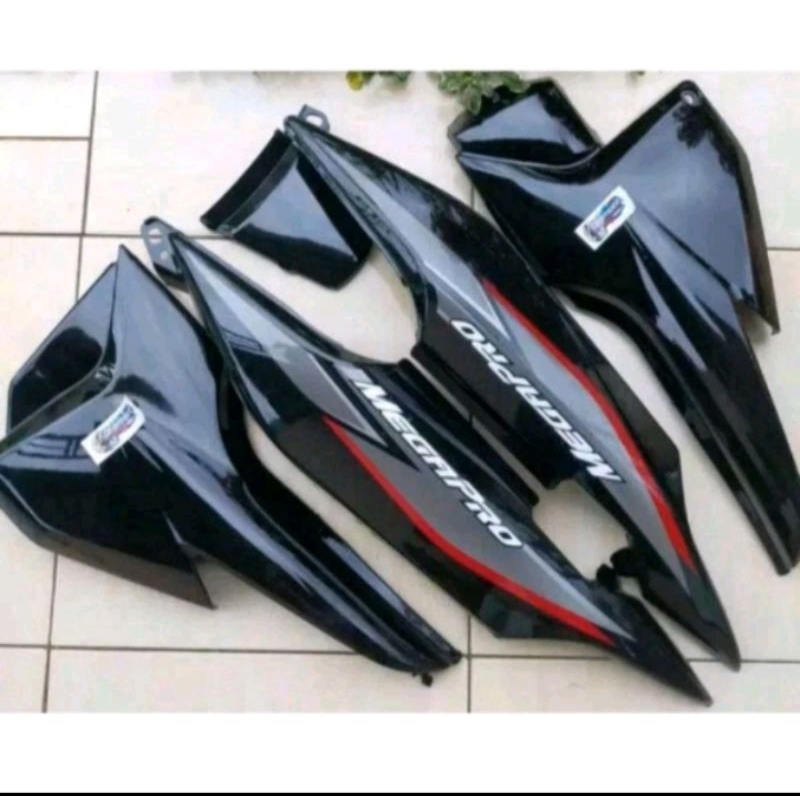 cover body belakang+bok aki