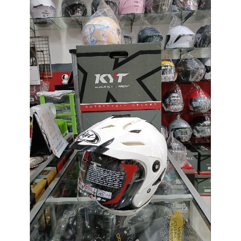HELM KYT VENOM RR2