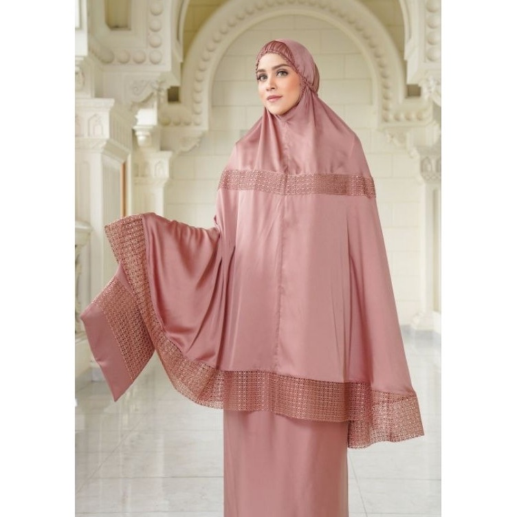 KODE B2G Lavish Farra Kimmonia Prayer Robe Espresso Capsule Monogram Mini Medina 2 Tapis Abstre Blac