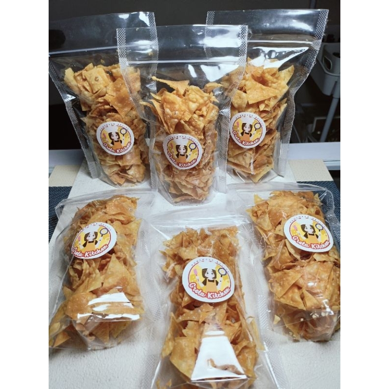 

Keripik Kulit Pangsit Goreng Krispi Kriuk Cemilan Enak Renyah Original Homemade 50gr