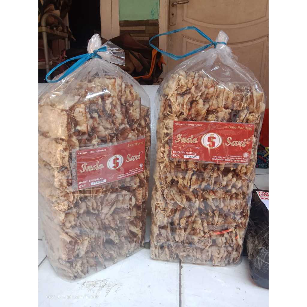 

PISANG SALE PANJANG / SALE LIDAH 500GR RENYAH DAN FRESH