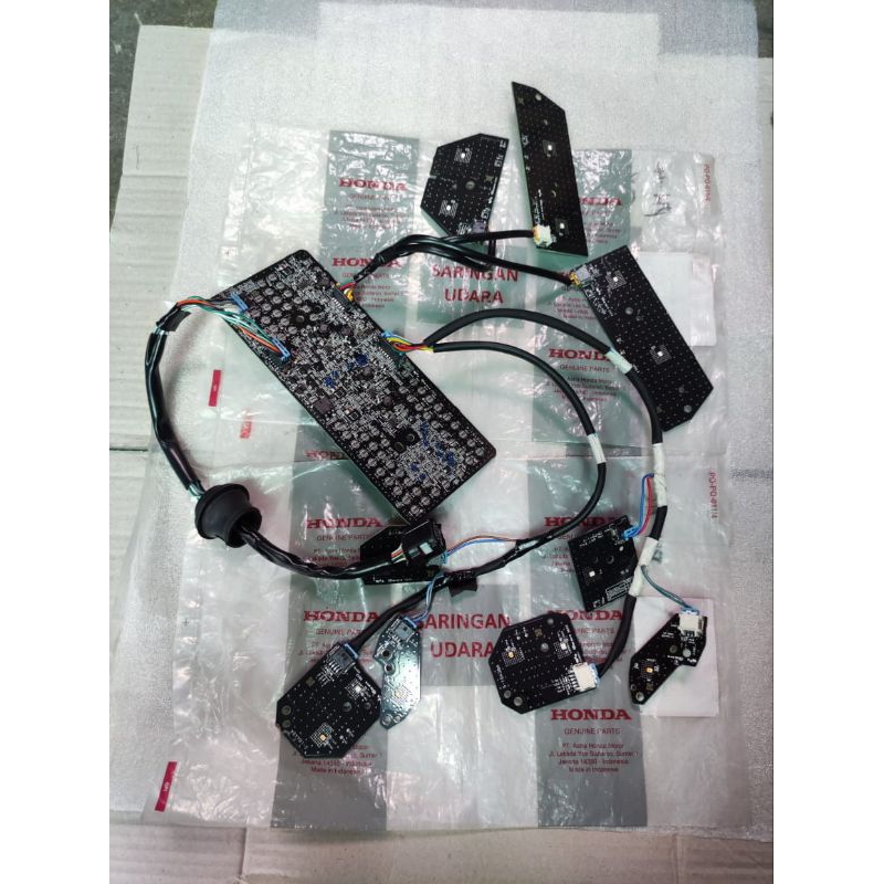 PCB LED LAMPU DEPAN PCX 160 ORIGINAL PCB VCB PAPAN MODUL LED LAMPU DEPAN PCX 160 ORI FULLSET