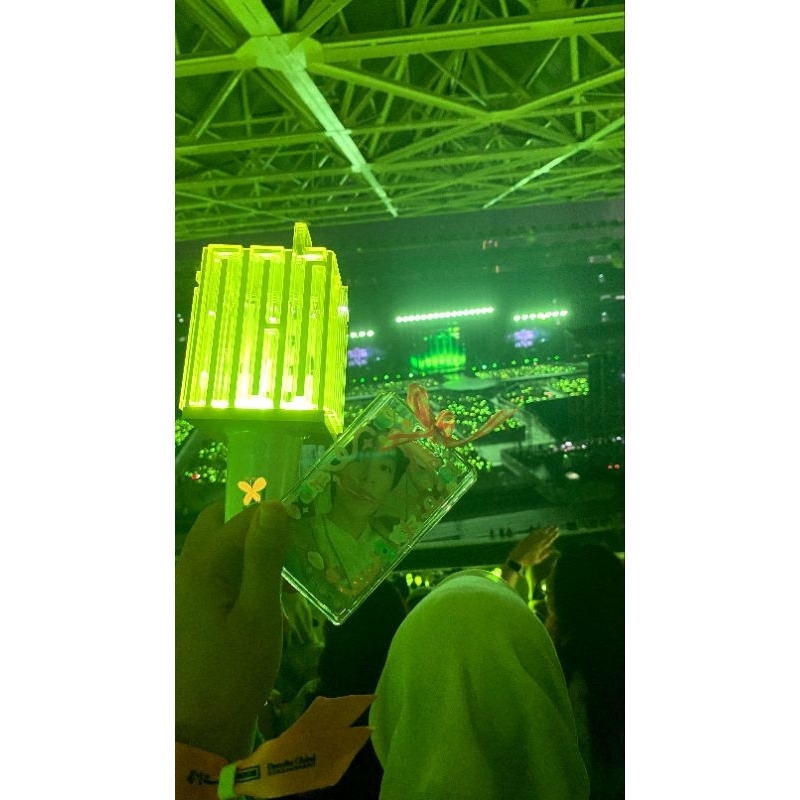 Preloved Neobong Lightstick NCT