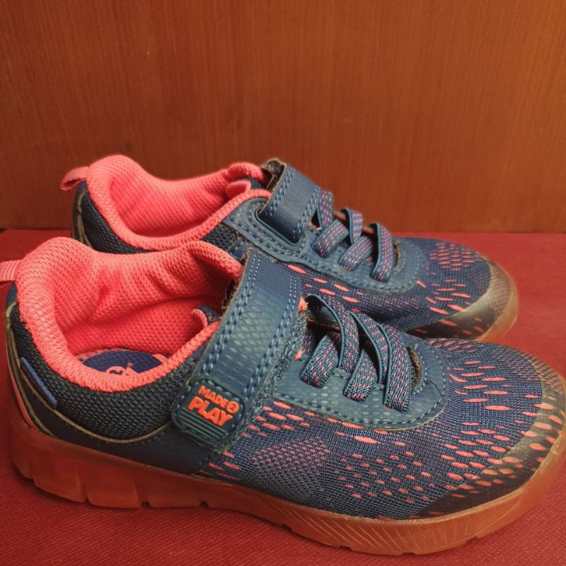 sepatu second anak