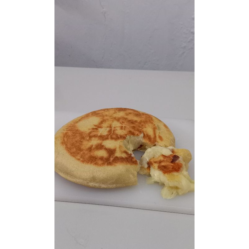 

THE FAVOUR: Mozarella Potato Cheese Bread