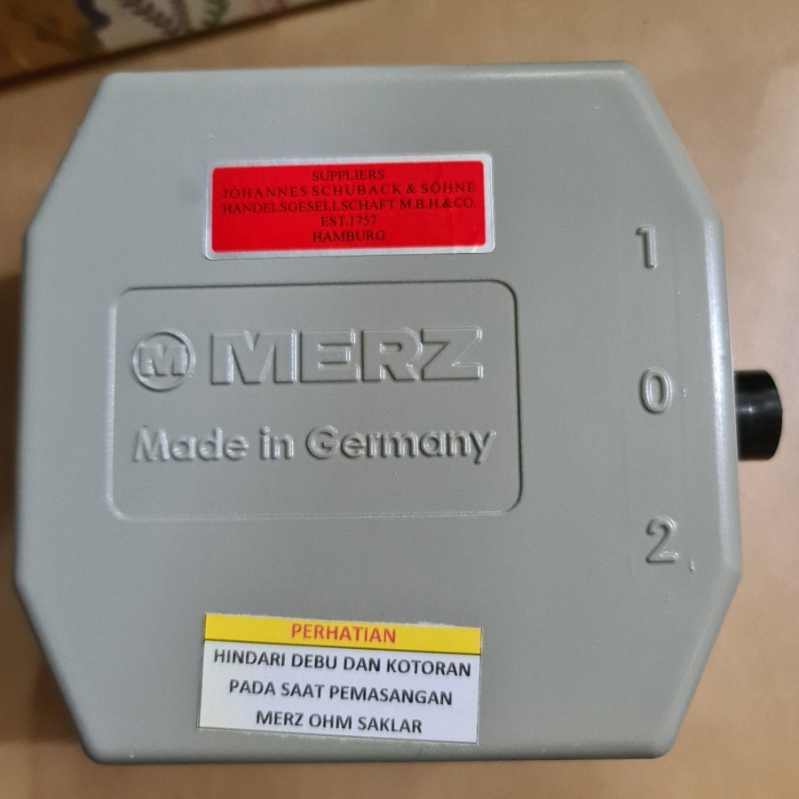 Merz Change Over Switch - OHM Saklar - COS MERZ GZ 4P 40A