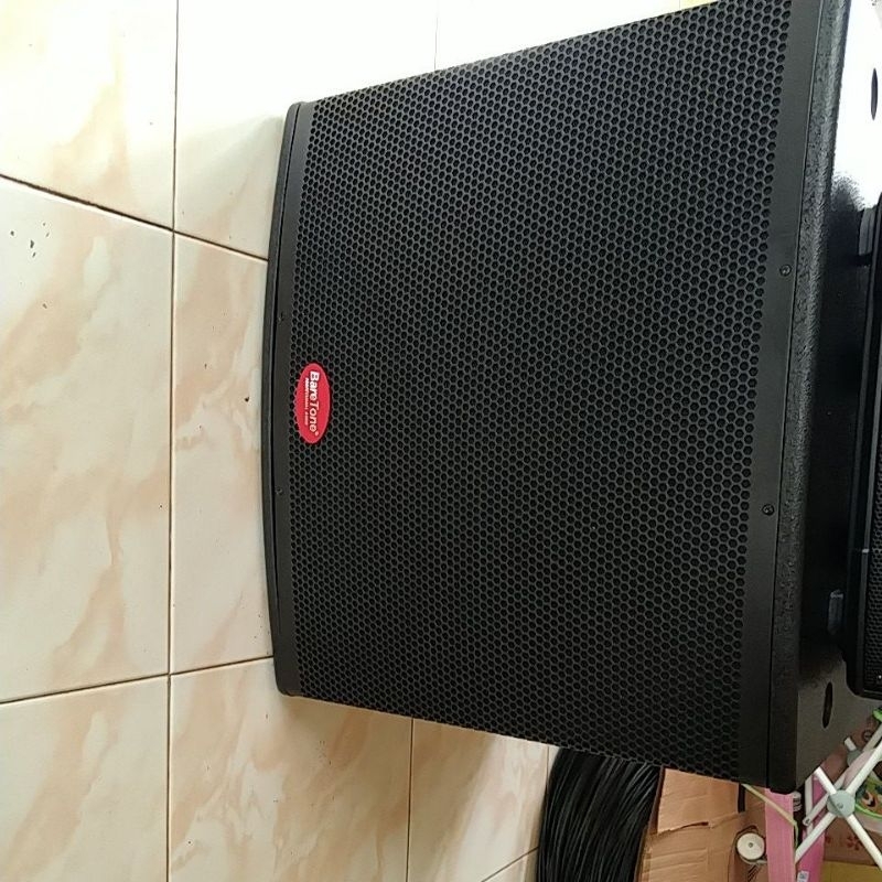 SPEAKER SUBWOOFER AKTIF BARETONE SW18"