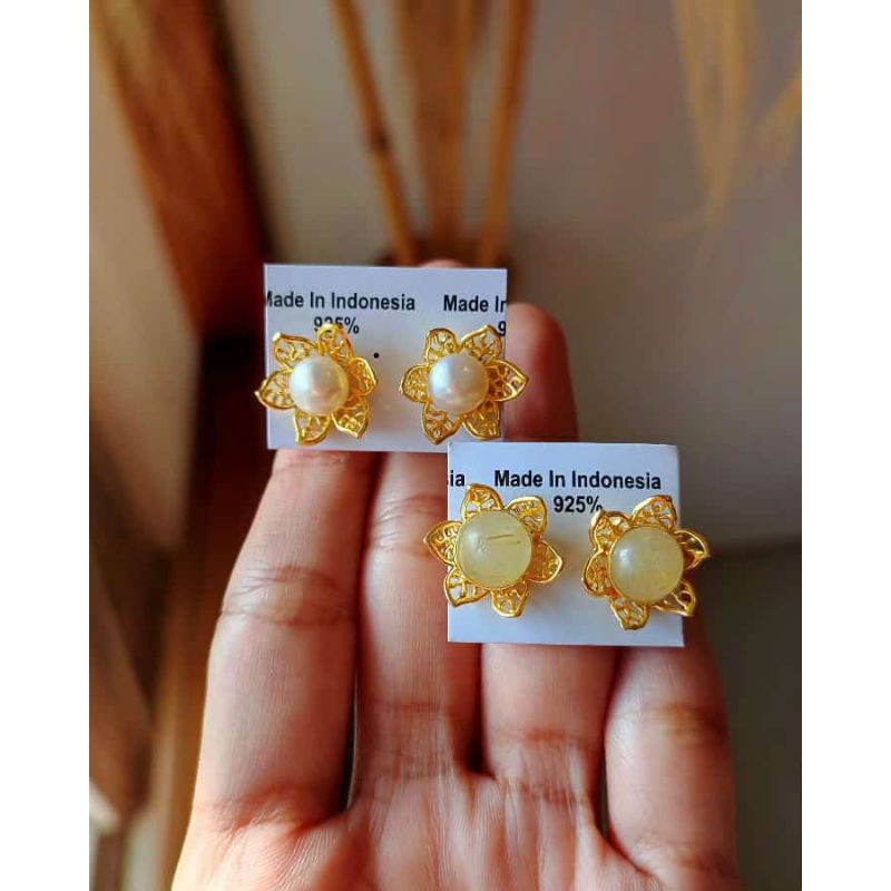 giwang bunga perak lapis emas