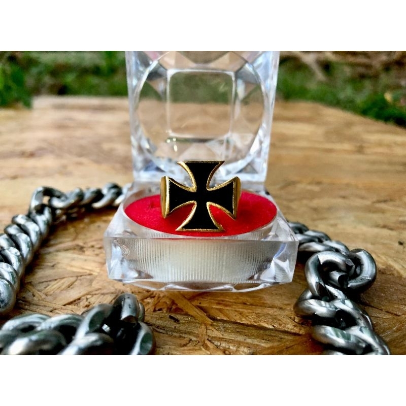 Independent Ring / Iron Cross Ring / Chopper Ring / Cincin Independent