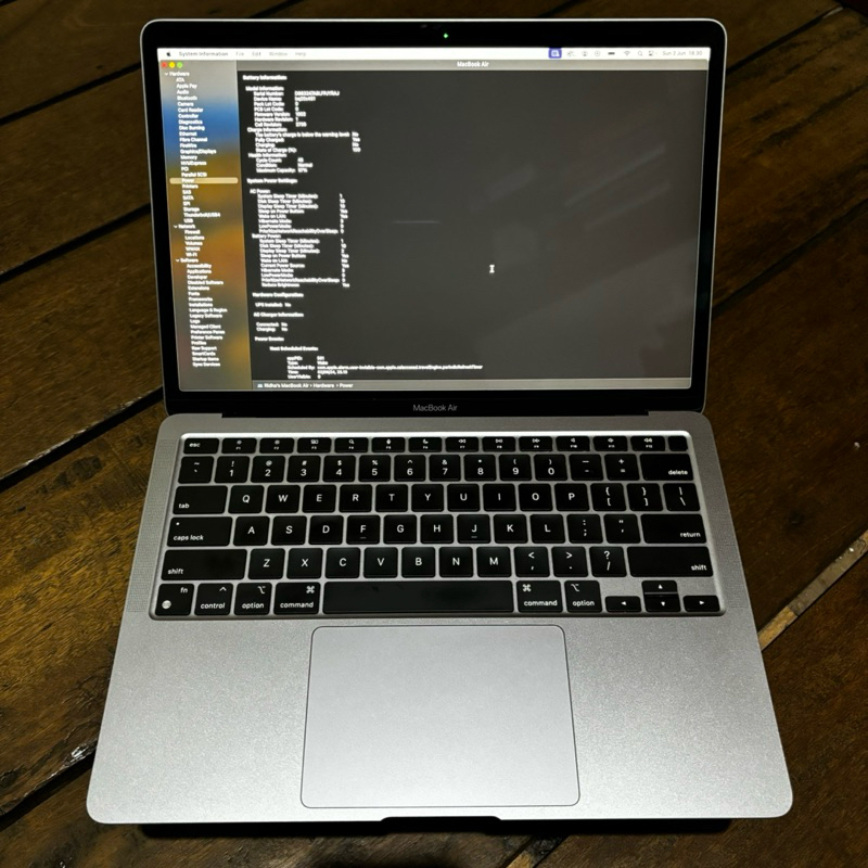 MacBook Air M1 2020 8/256gb