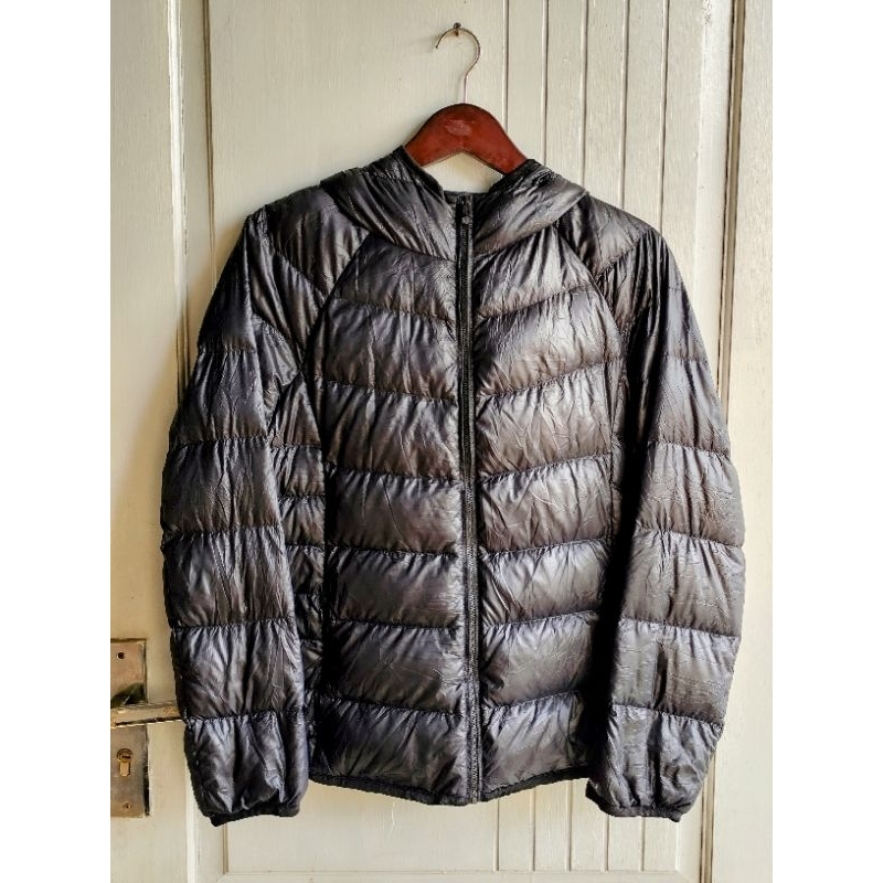 UNIQLO ULTRALIGHT DOWN JACKET
