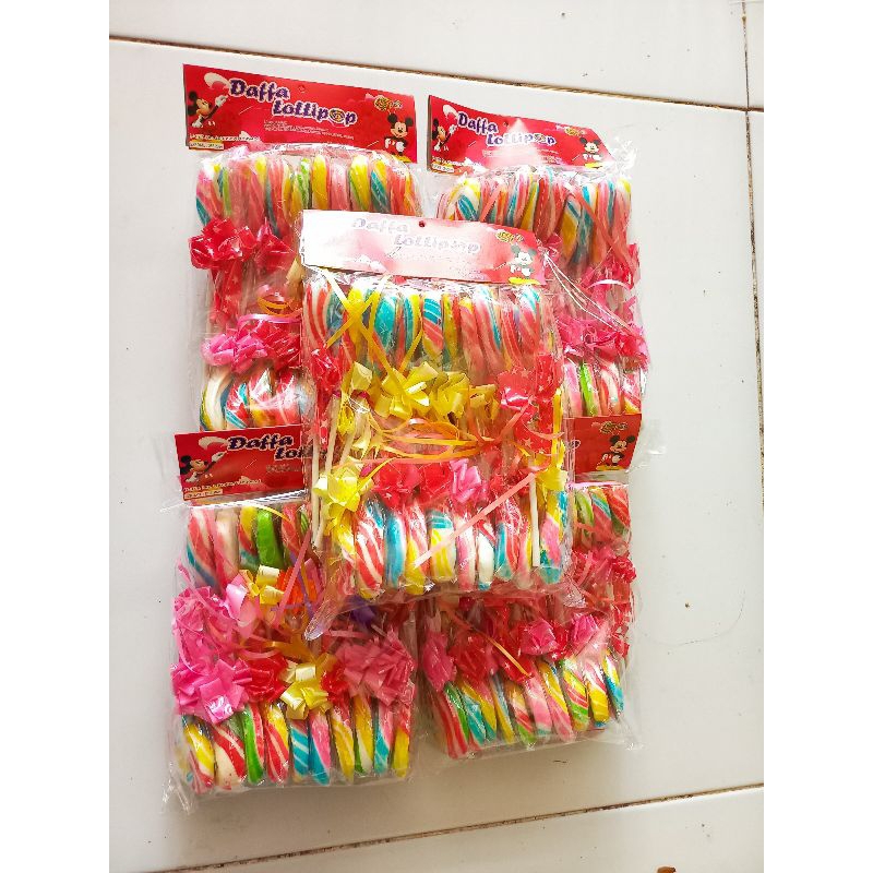 

permen lollipop 5 pax tebal 4cm isi 100pcs by daffa lollipop (DIJUAL LAGI ECER 1000 PER PCS)