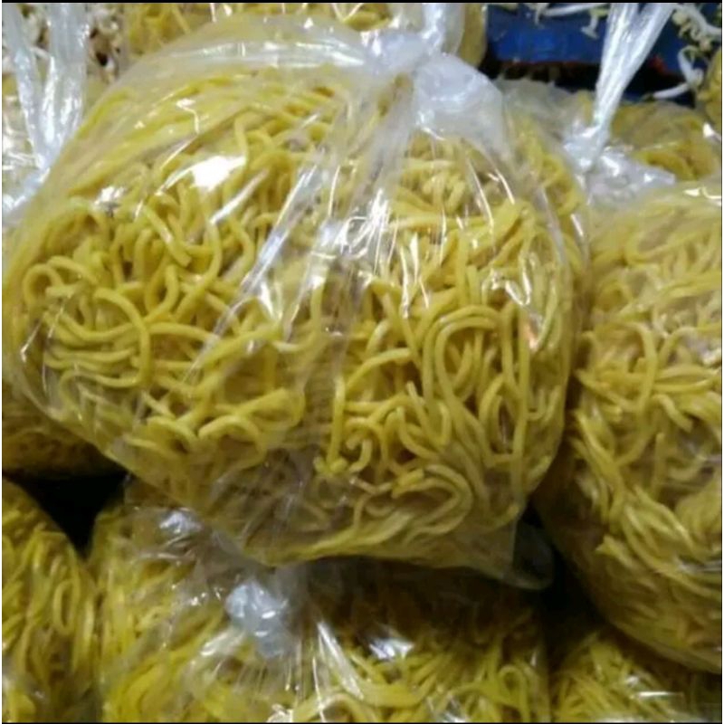 

Mie Kuning Basah Segar