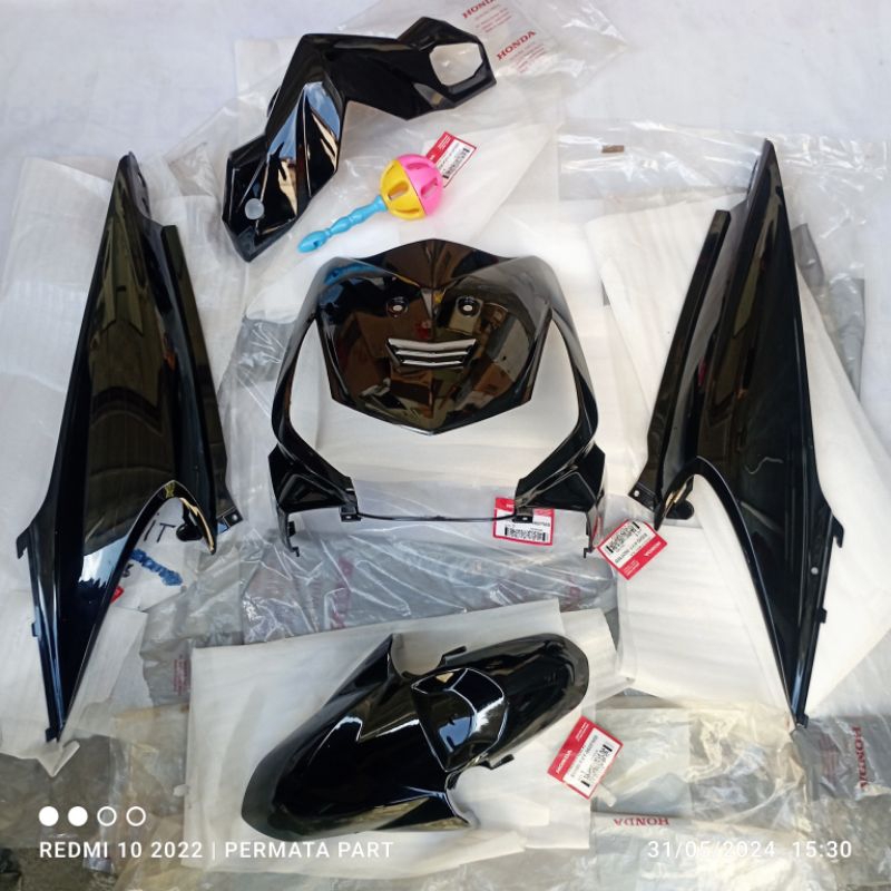 COVER BODY FULL SET BEAT KARBU PERTAMA AWAL HITAM PUTIH ORI ORIGINAL HONDA AHM