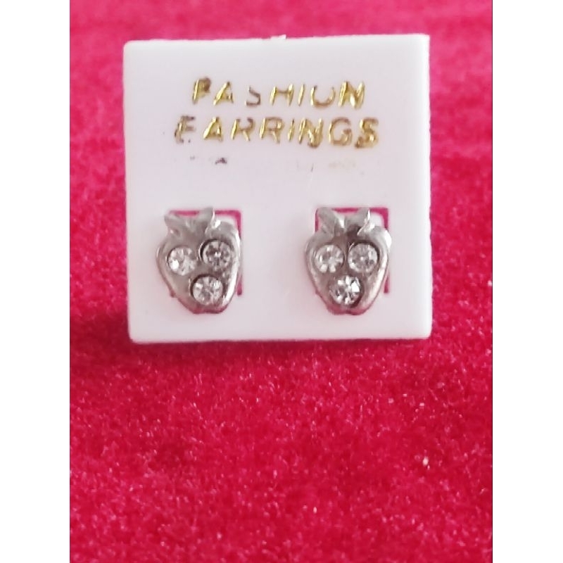 giwang apel mata 3 putih warna silver, giwang titanium, giwang anak