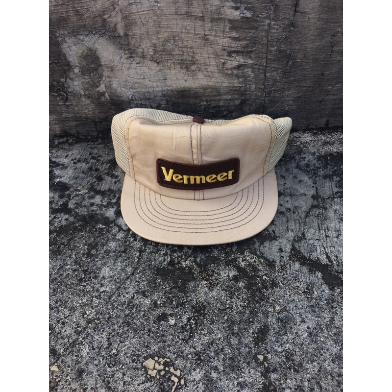 TOPI vintage swingster