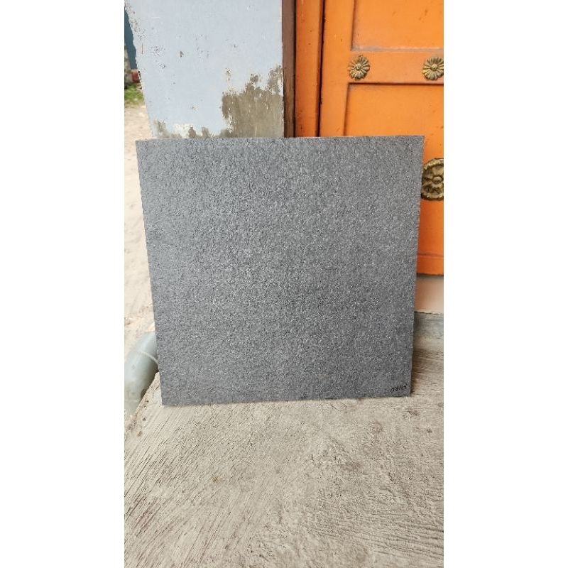 GRANIT LANTAI 60X60 NIRO BLACK KASAR