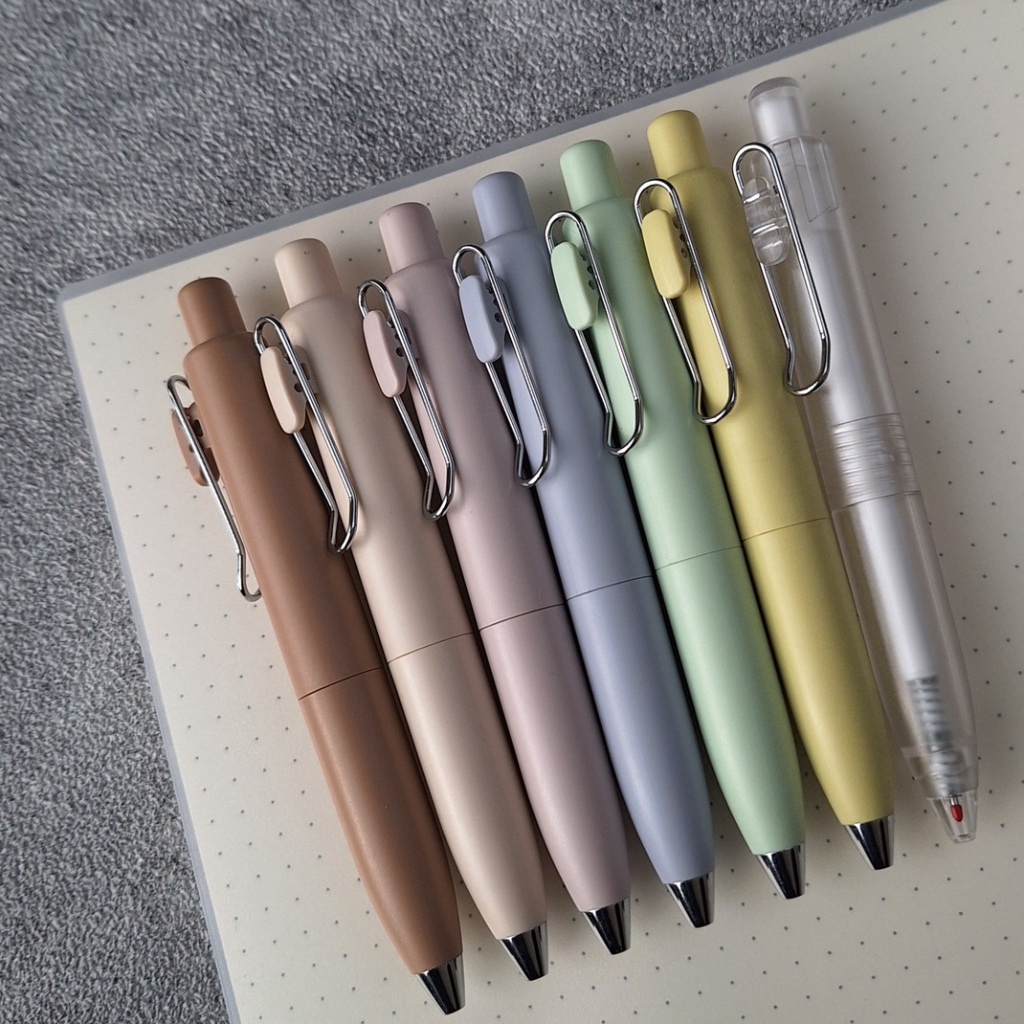 

FLASH SALE MINI Pocket Gel Pen Bukan Uni Ball One 5 mm Pulpen Gel Mini macaron pastel