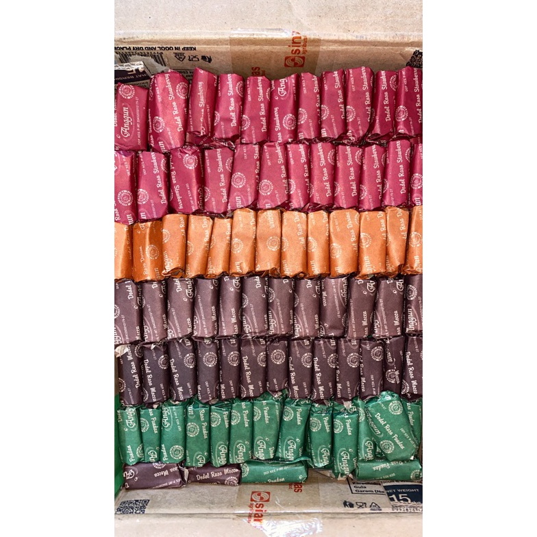 

SPESIAL DISCOUNT READY 25GR DODOL GARUT ANEKA RASA PANDAN STRAWBERRY COKELAT DURIAN